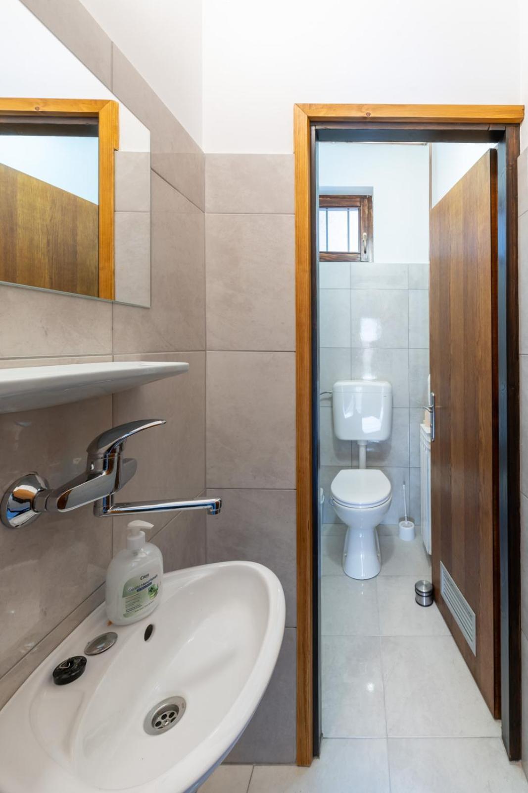 Apartman Jabuka Karlovac Zewnętrze zdjęcie